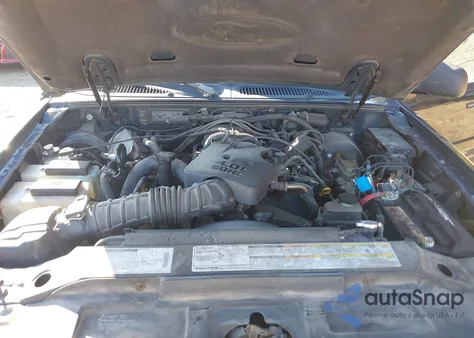 2002 Ford Explorer Sport Trac из США, поврежденный, VIN 1FMZU77E42UB56507